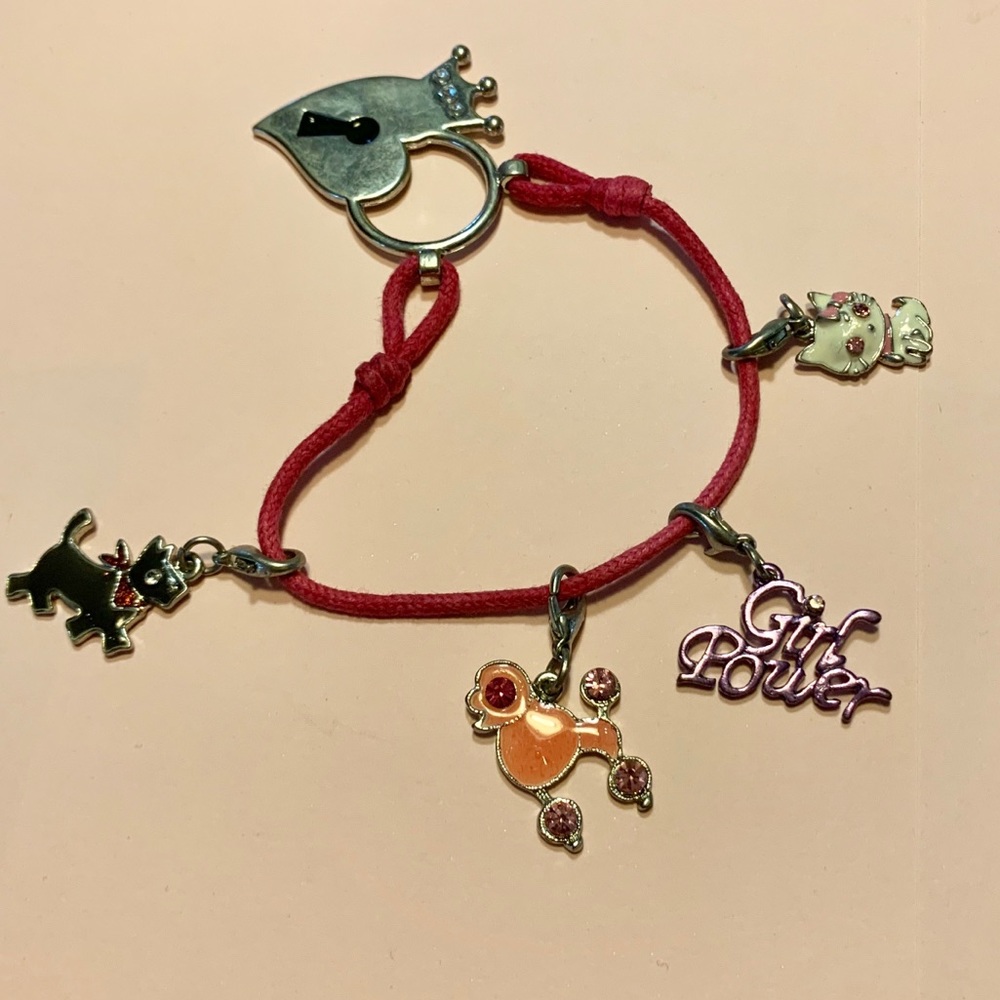 2/$10 Libby Lu Girl Power animal charm bracelet